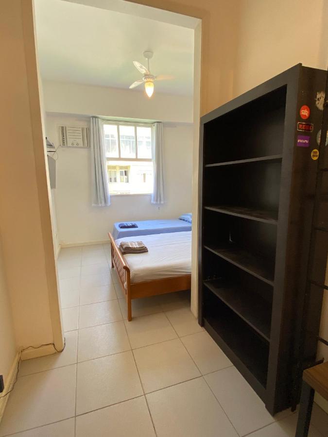 Apartment Copacabana: Beachfront Comfort With Netflix & Wi-fi *