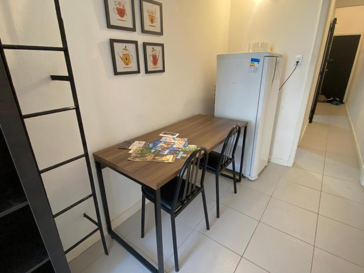 Copacabana: Beachfront Comfort With Netflix & Wi-fi Apartment