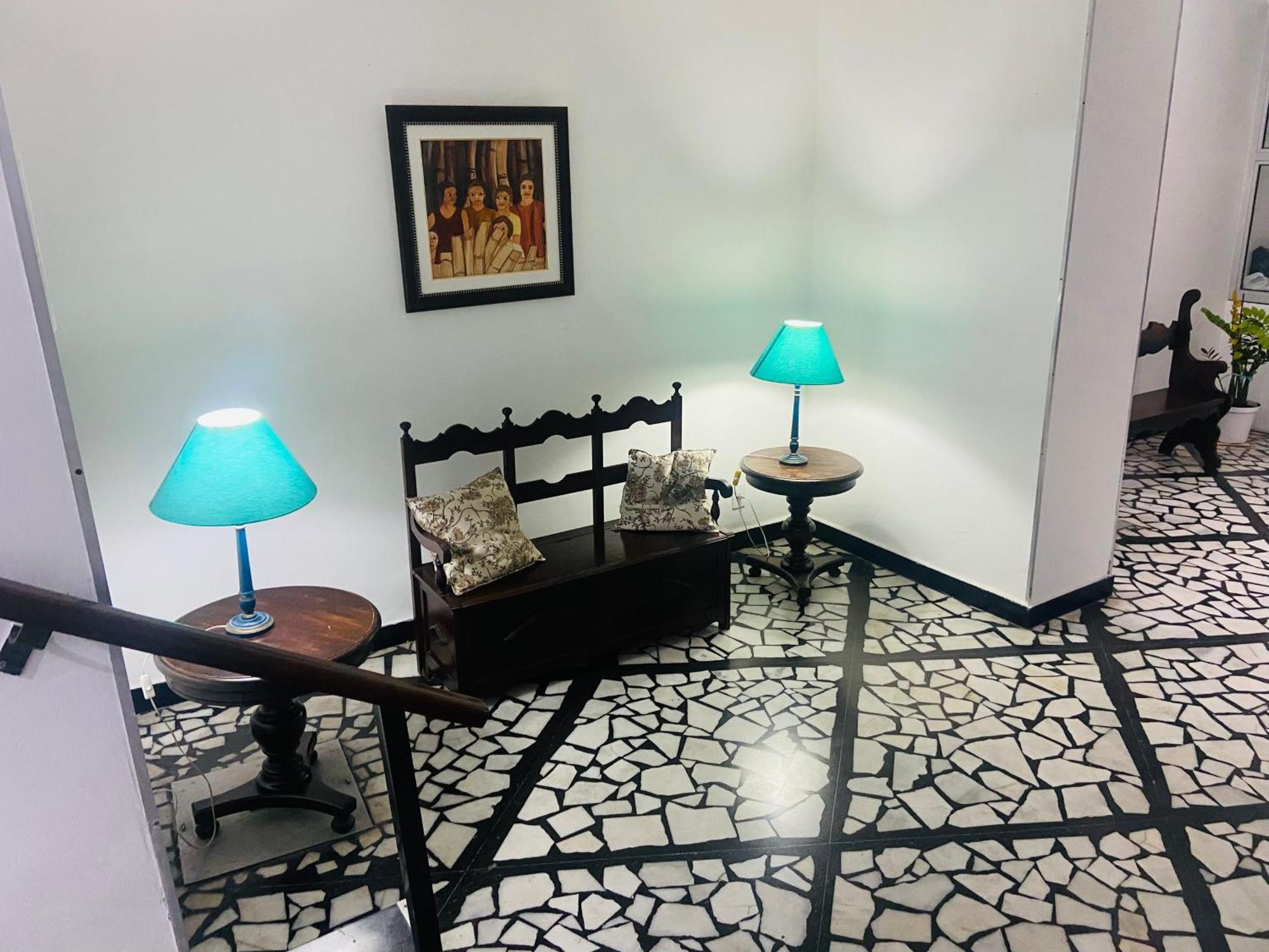 Copacabana: Beachfront Comfort With Netflix & Wi-fi * Rio de Janeiro