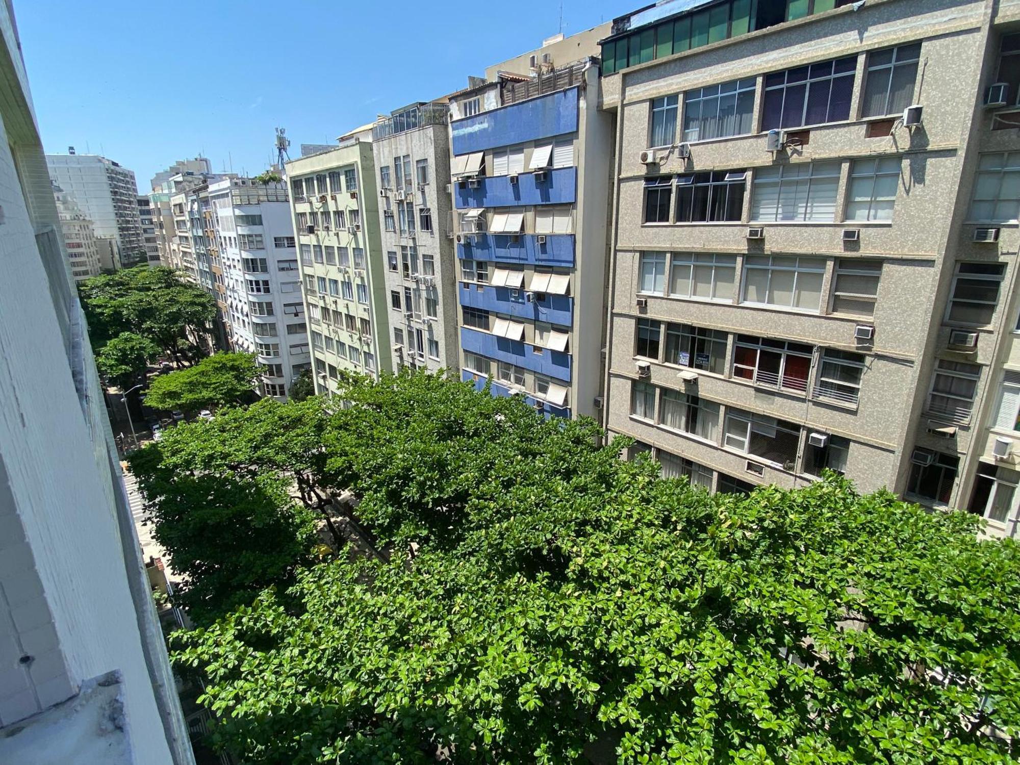 Copacabana: Beachfront Comfort With Netflix & Wi-fi Apartment Rio de Janeiro